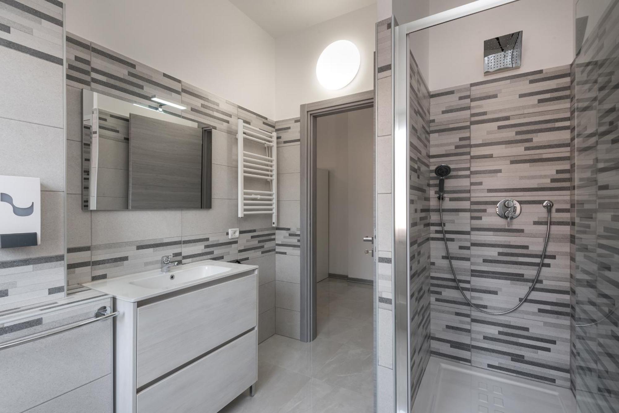 Travelershome Ciampino Airport Guesthouse 600M To Airport Buitenkant foto
