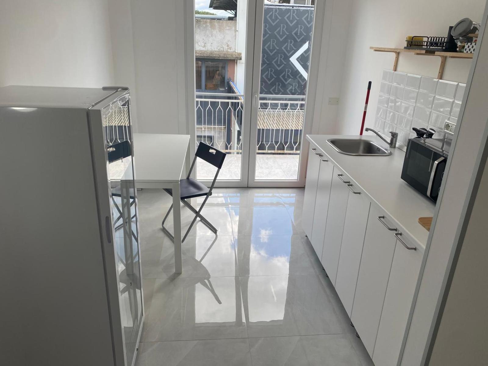 Travelershome Ciampino Airport Guesthouse 600M To Airport Buitenkant foto